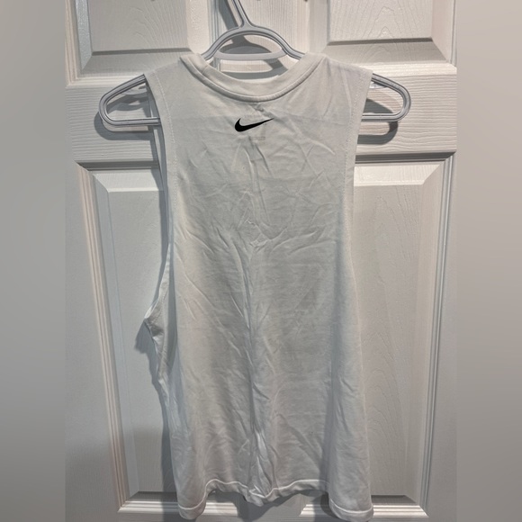 Nike tank - Picture 2 of 5